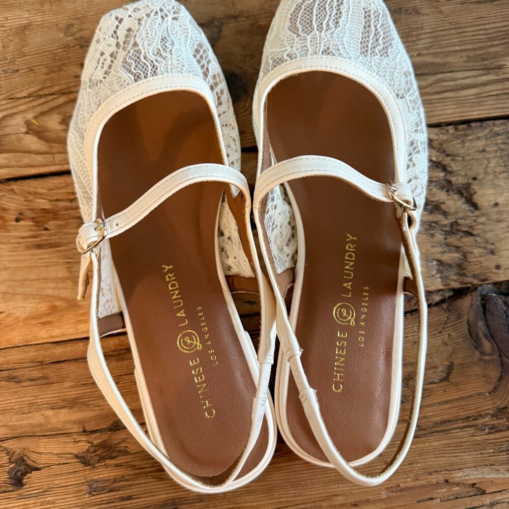 Chinese Laundry Lace Slingback Shoes
